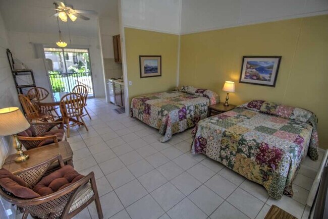 Building Photo - 208 W Kingfish St