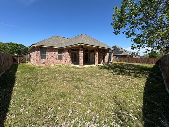 Building Photo - 1712 Iron Jacket Trail