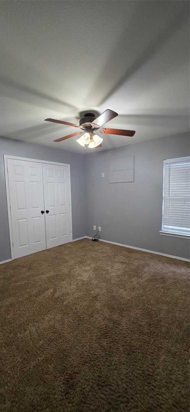 Building Photo - 5210 Nautilus Ln