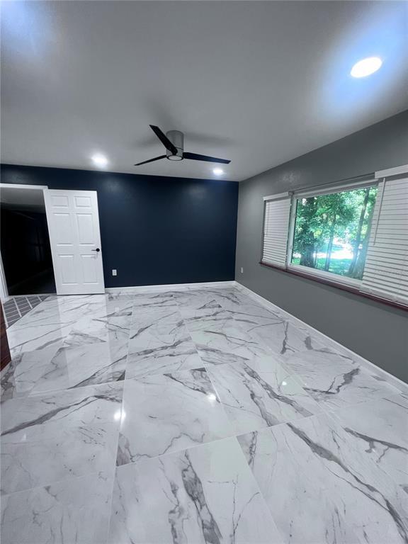 Building Photo - 3330 NW 24th Ave