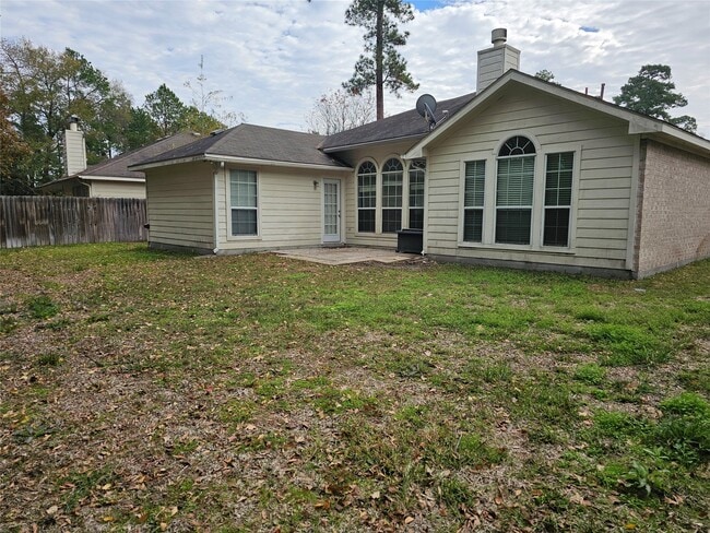 Building Photo - 27182 Kings Manor Dr S