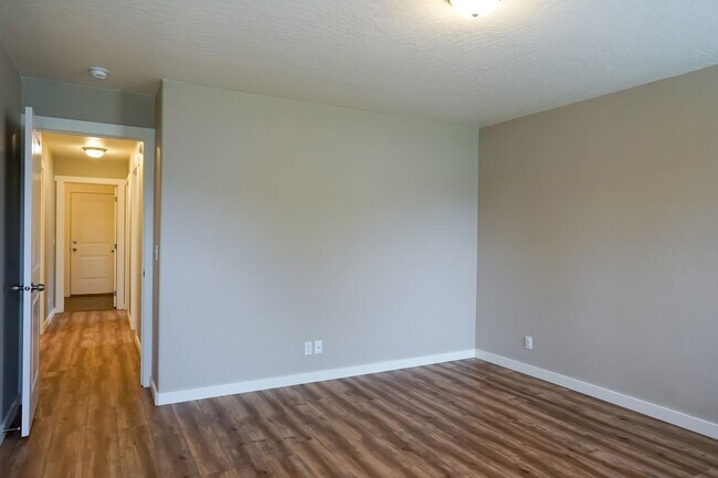 Building Photo - 2636 N Revette St