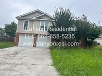 Building Photo - 211 Brently Woods Dr