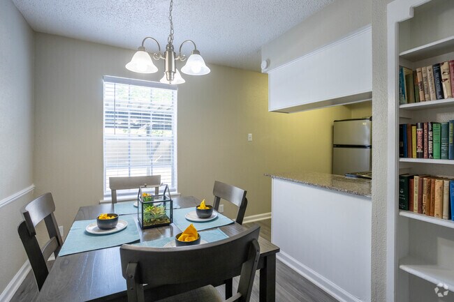 1 BA, 1 BA - 706 SF - Watermill Apartments