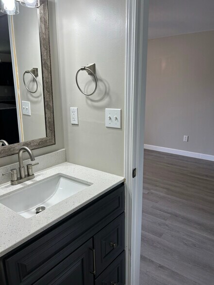 Building Photo - 224 State Rd S-42-941