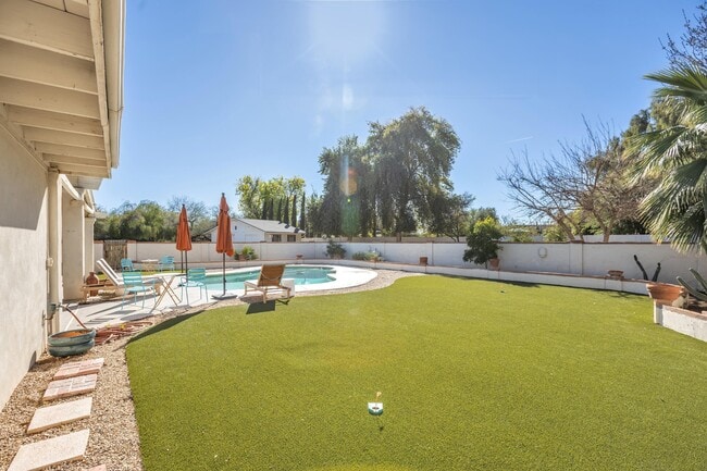 Building Photo - 7441 E Century Dr