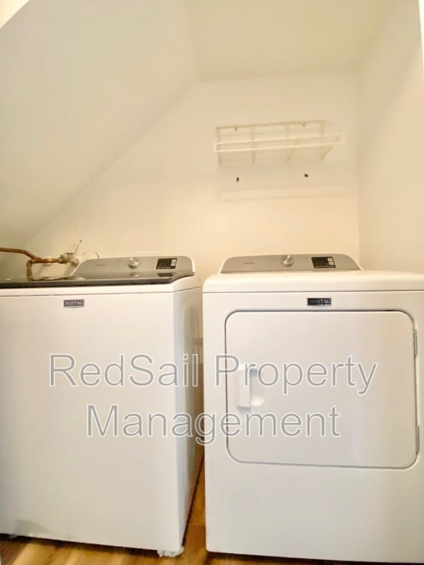 Building Photo - 3833 Foxglove Ct