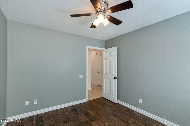 Building Photo - 4250 E Encinas Ave