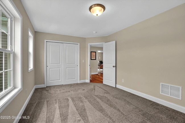 Building Photo - 23 Village Circle N