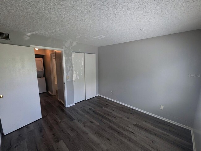 Building Photo - 228 Thorntree Pl