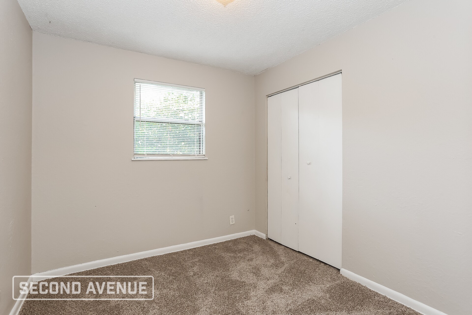 Building Photo - 4662 Roanoke Blvd