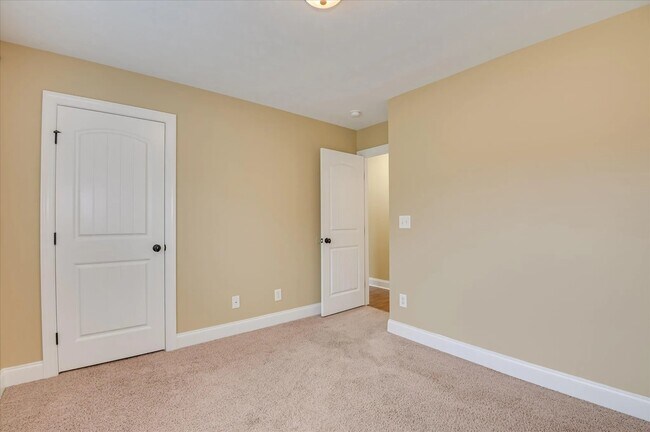 Building Photo - 621 Shipley Ave
