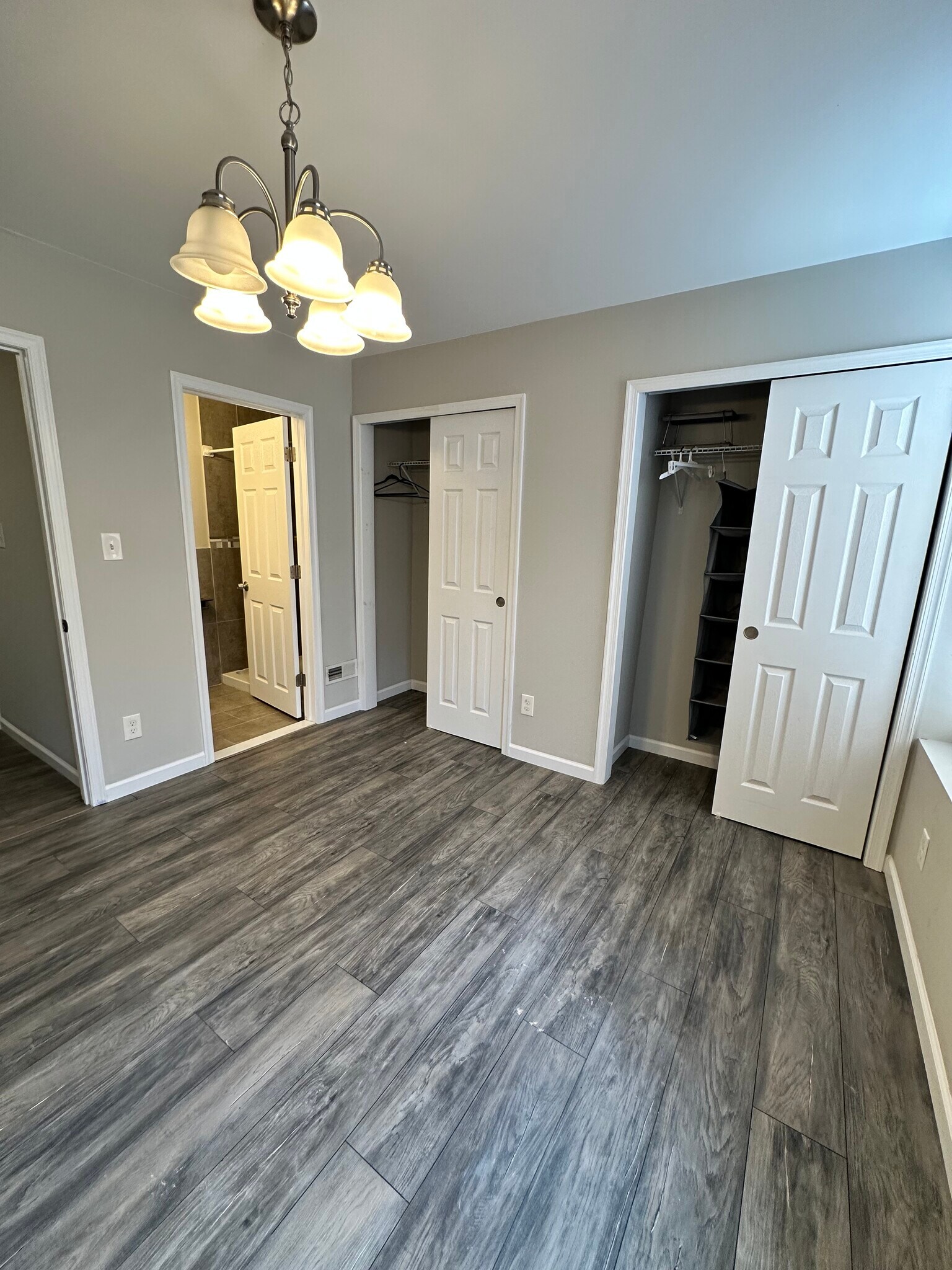 Building Photo - 1920 S Bonsall St