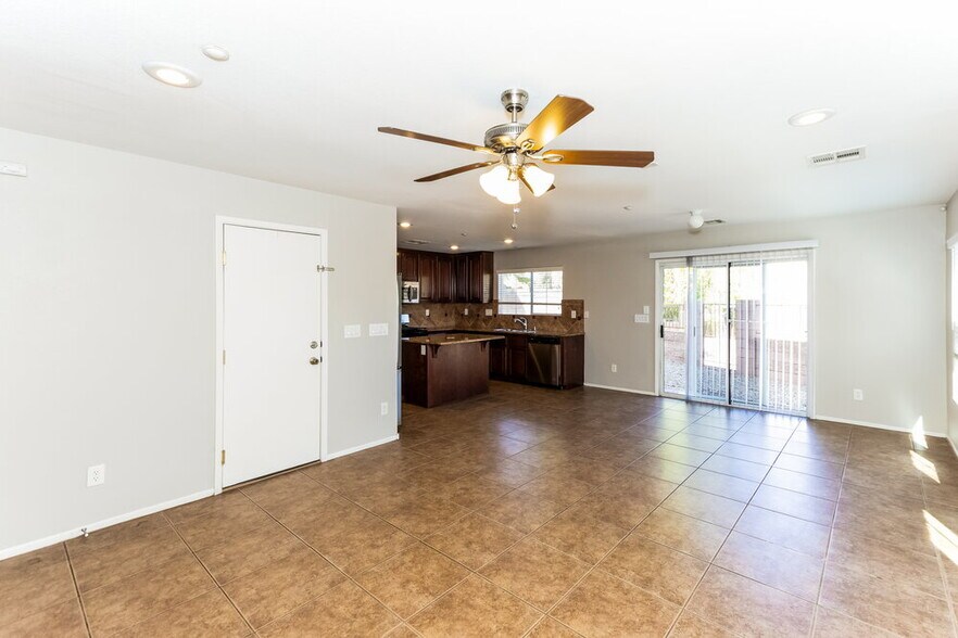 Building Photo - 1145 Paradise River Rd