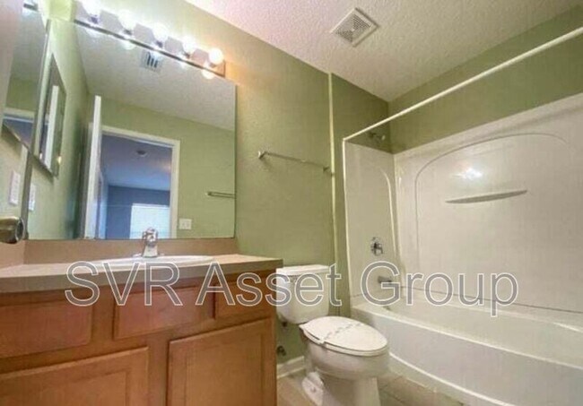 Building Photo - 1500 Calming Water Dr