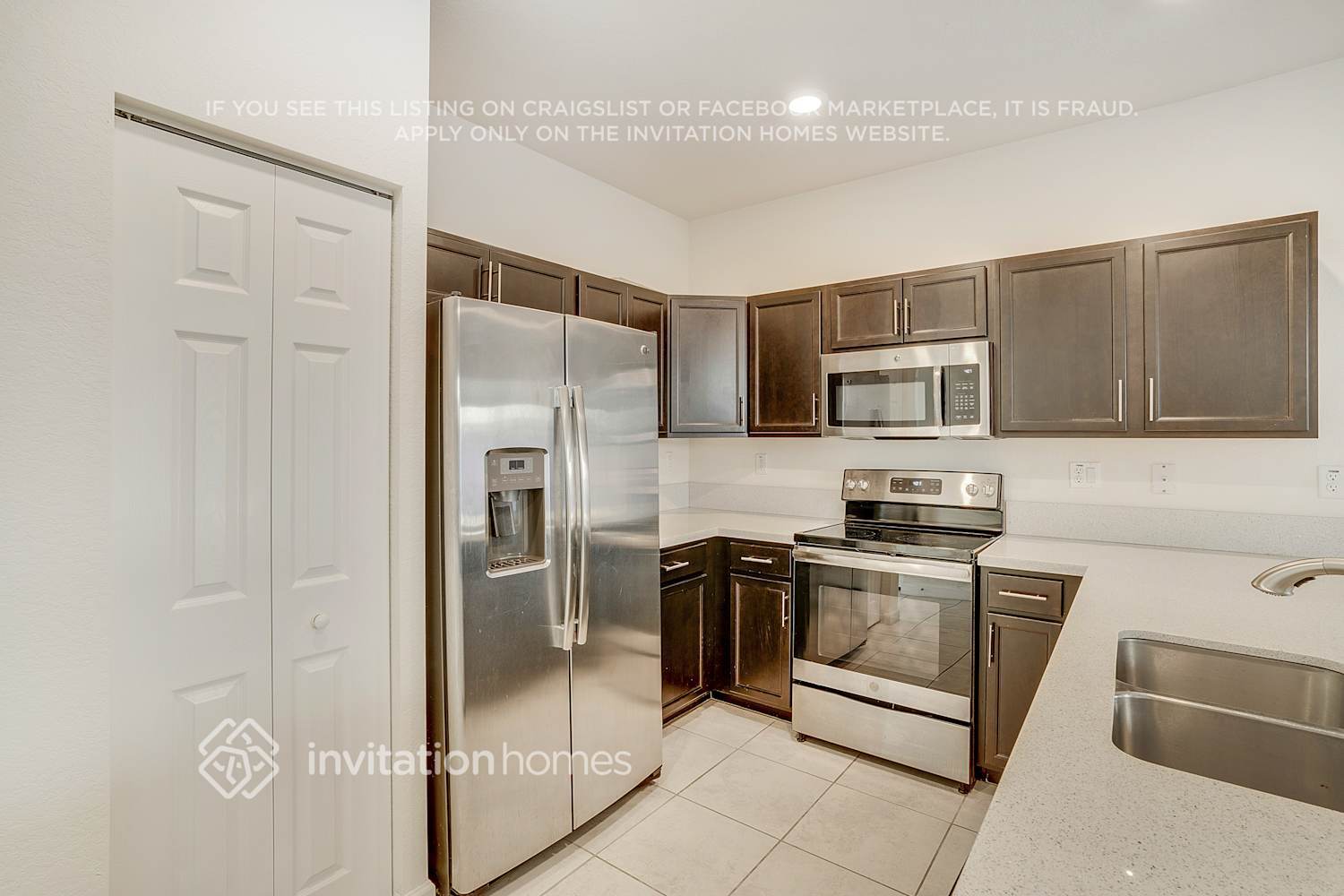 Building Photo - 10489 W 33rd Way