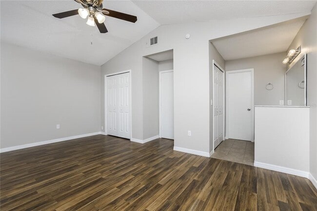 Building Photo - 6742 Brittany Chase Ct