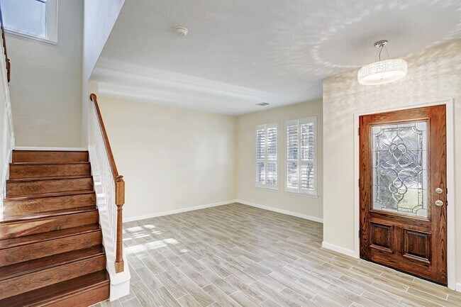 Building Photo - 3019 Park Springs Ln