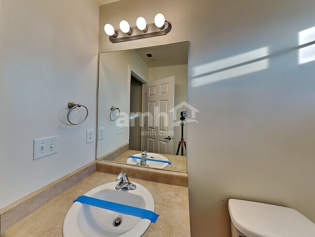 Building Photo - 196 Sam Gates Rd