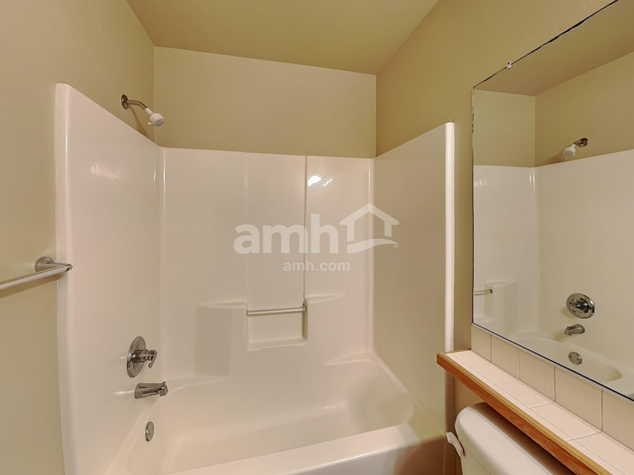 Building Photo - 495 Sunset Ridge Dr