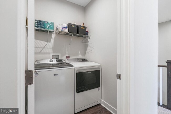 Building Photo - 3760 Charterhouse Alley