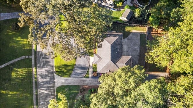 Building Photo - 2676 Cottonwood Dr