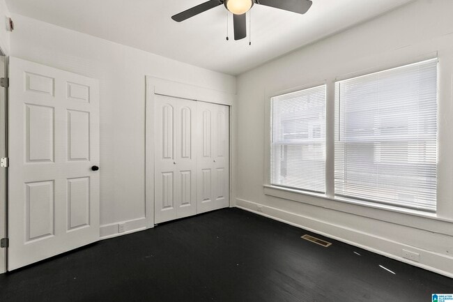 Building Photo - 1101 7th Ave W