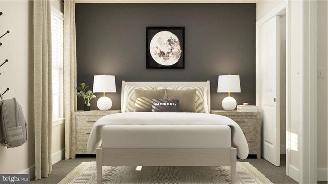 Building Photo - 39 E Front St