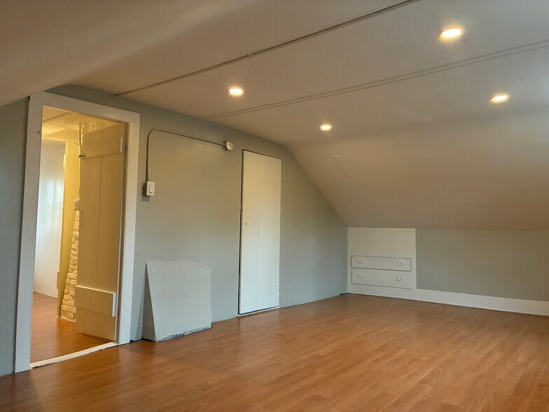 Bedroom 2 - 142 Main St