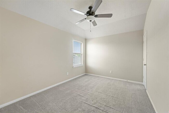 Building Photo - 3203 Bainbridge Hill Ln