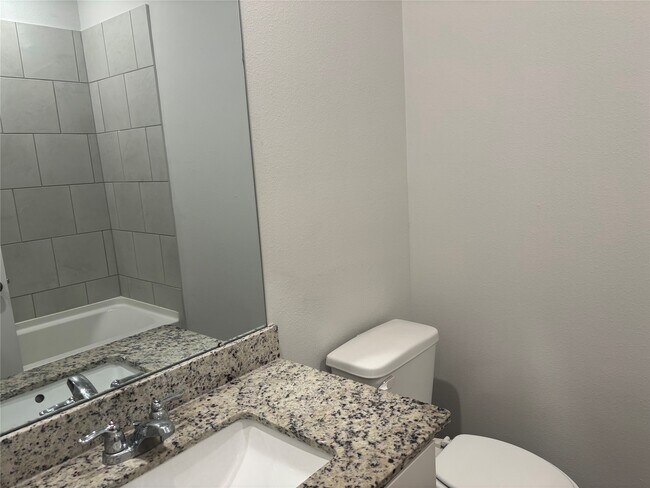 Building Photo - 5735 Blue Grama Dr