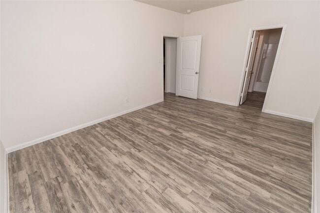 Building Photo - 5302 Aranas Ln