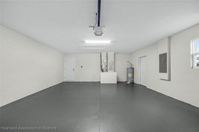 Building Photo - 4818 Sturgeon Dr