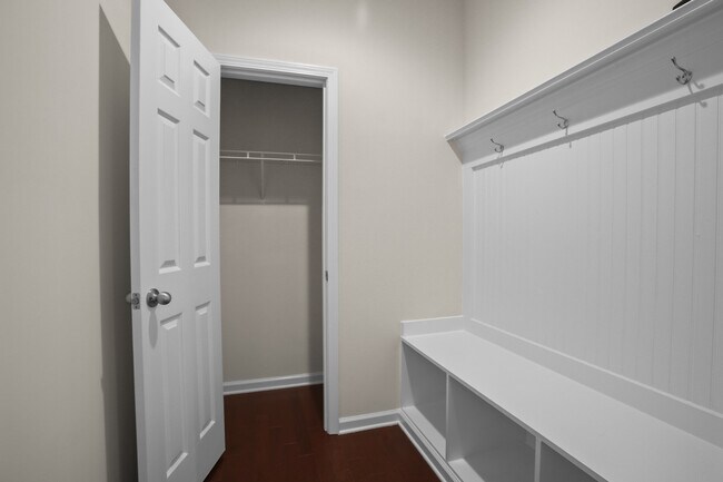 Building Photo - 3411 Adler Trl