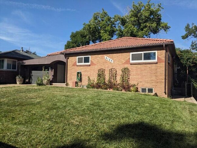 Primary Photo - Upgraded 4 bedroom, 2 bath beauty in Engle...