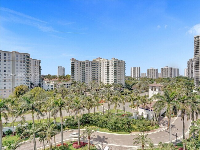 Building Photo - 19955 NE 38th Ct