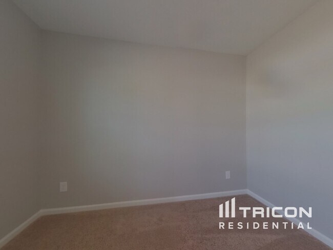 Building Photo - 312 Sundew Rd