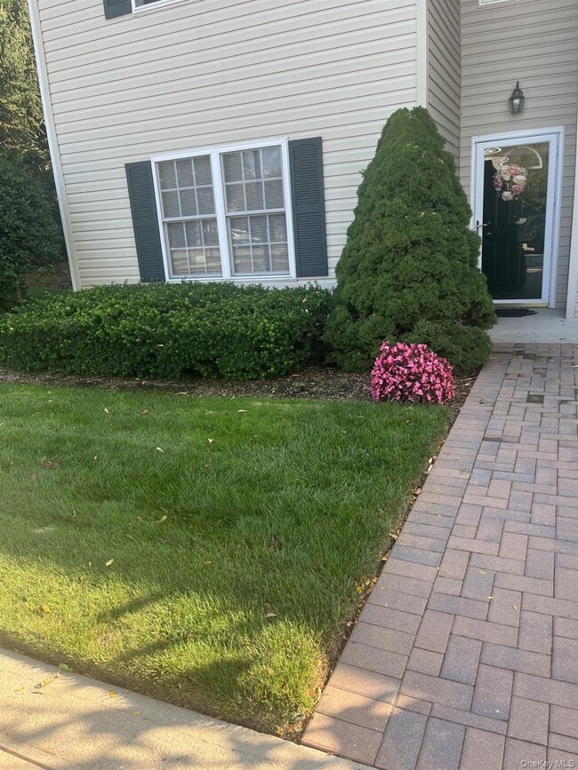 Primary Photo - 1113 Savoy Dr
