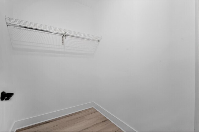 Building Photo - 43-45-45 W 32nd St