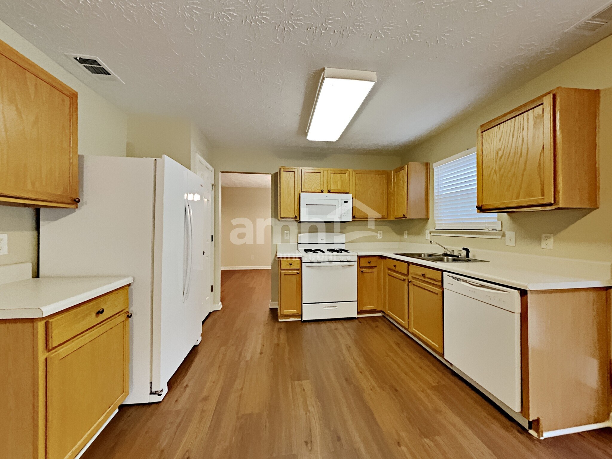 Building Photo - 6252 Whitetail Ct NW