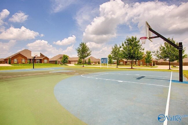 Building Photo - 350 Falling Water Ln SW