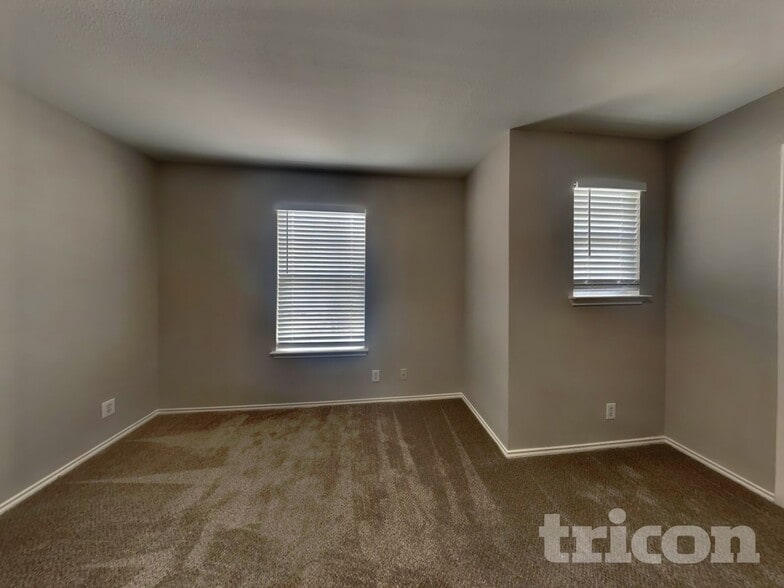 Building Photo - 7606 Bismarck Lake