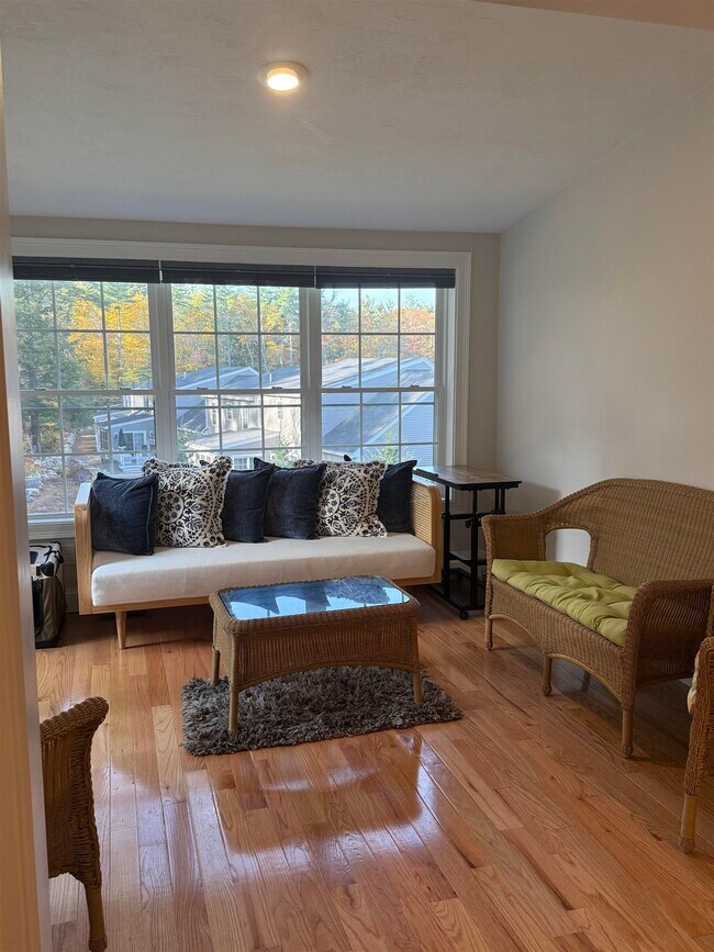 Building Photo - 114 Brook Hl