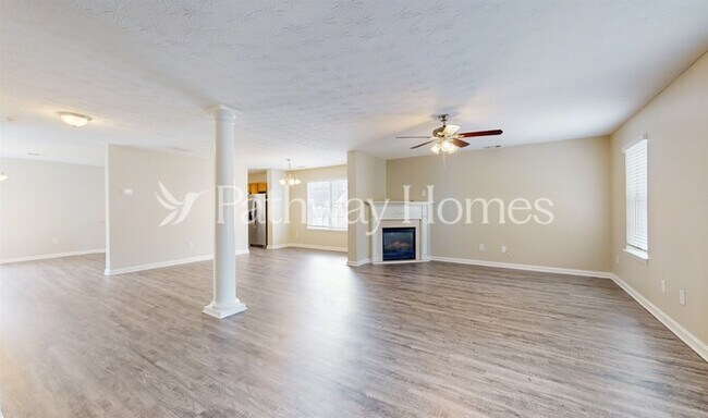 Building Photo - 808 Winsap Dr