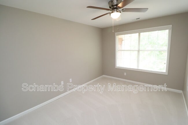 Building Photo - 2023 Bulon Dr