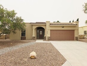 Building Photo - 5705 Ireland Dr
