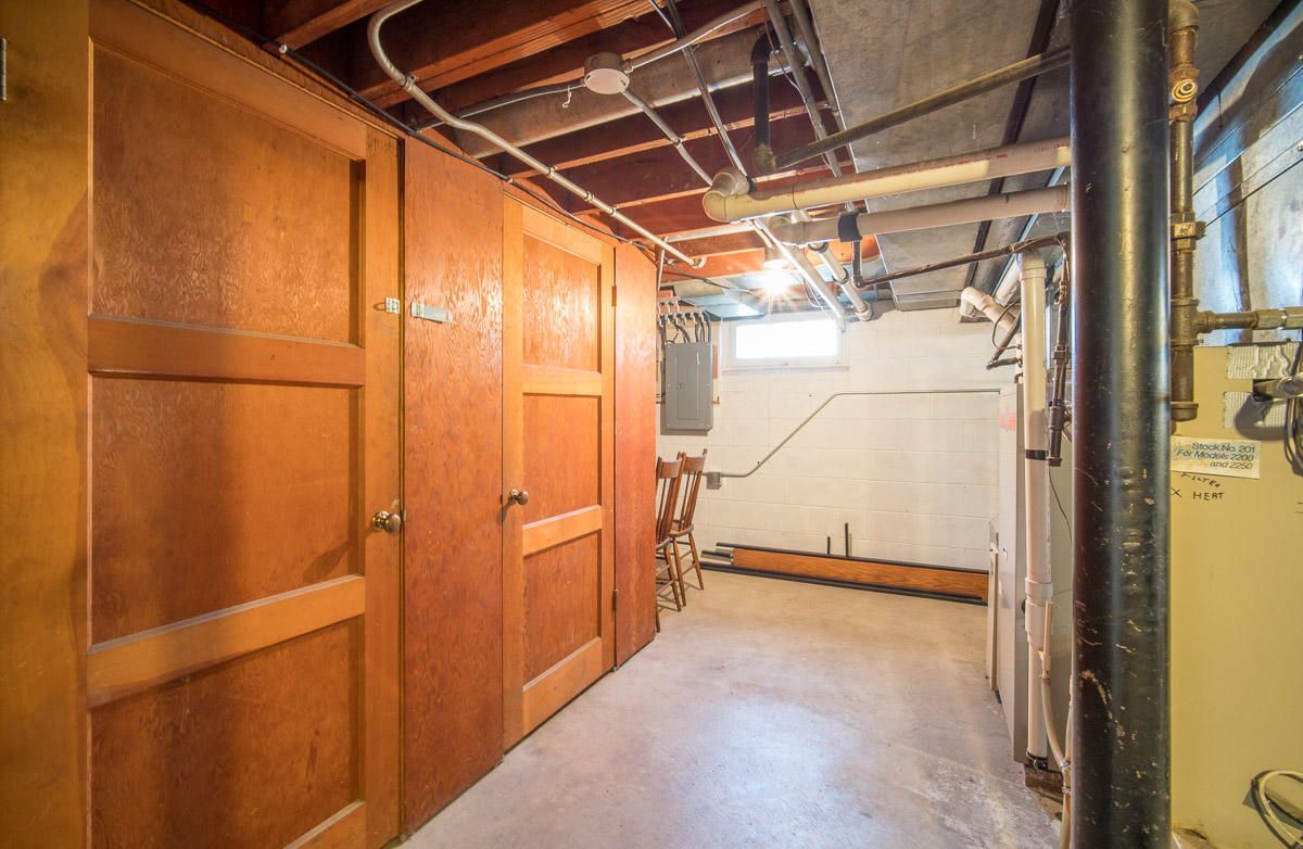 Building Photo - 7936 W Becher St