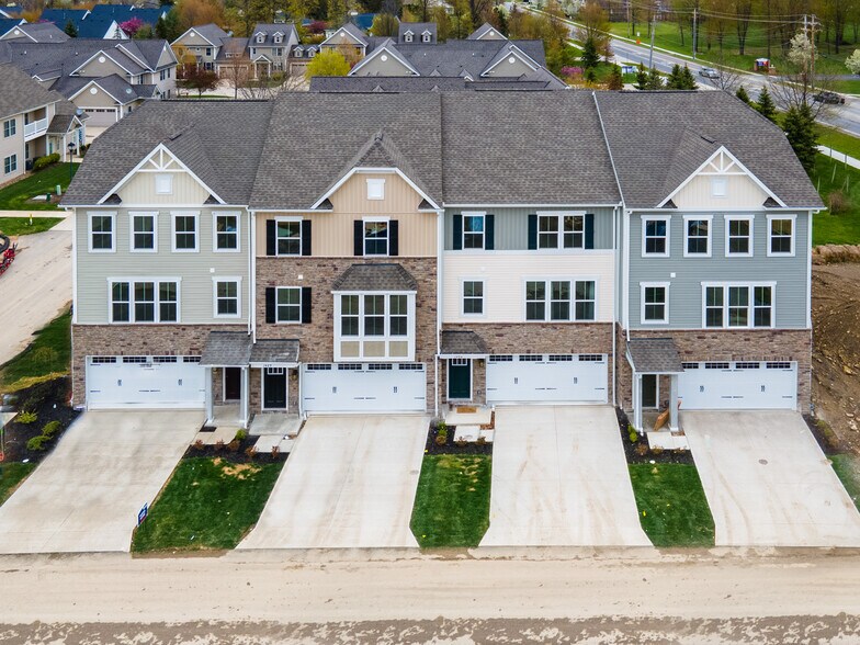 Primary Photo - 1489 Caymus Ct