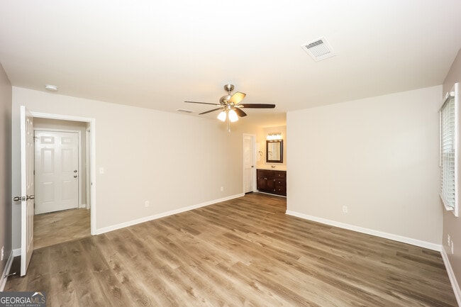 Building Photo - 1815 Quailwood Dr