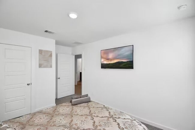 Building Photo - 12320 Churchill downs Dr